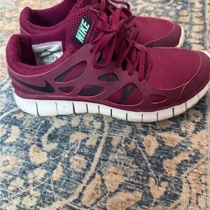 Nike Women's Maroon and Black Sneakers